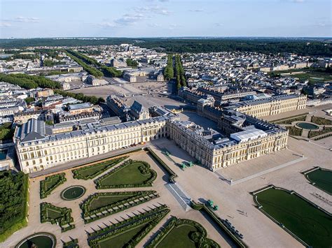 chateau versace|versailles France wikipedia.